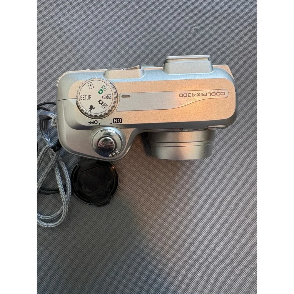 Nikon Coolpix 4300 Digital Camera Silver 4.0MP Vintage Point and Shoot E4300